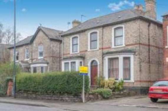 4 bedroom Detached f...