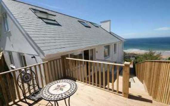 2 bedroom Flat for s...