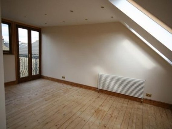 4 bedroom Detached t...