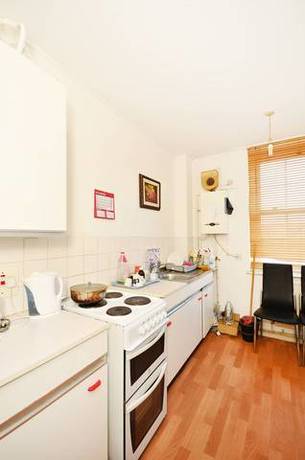 1 bedroom Flat for s...