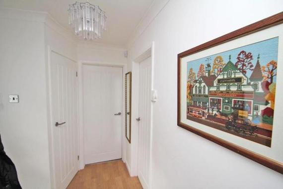 2 bedroom Detached f...