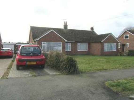 2 bedroom Detached f...