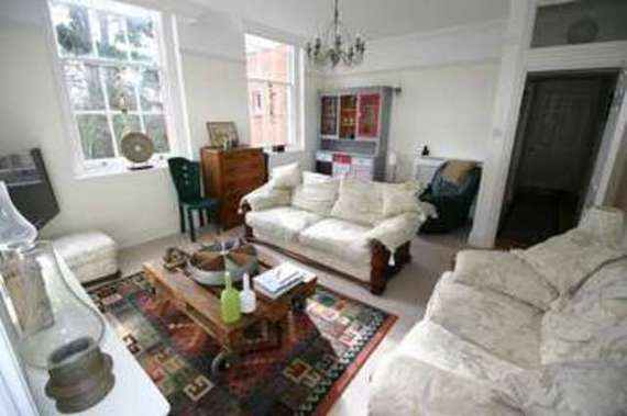 3 bedroom Apartment...
