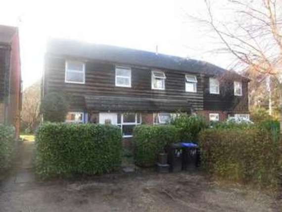 1 bedroom Property t...