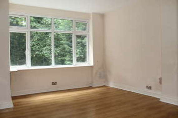 2 bedroom Flat for s...