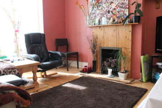 2 bedroom Terraced t...