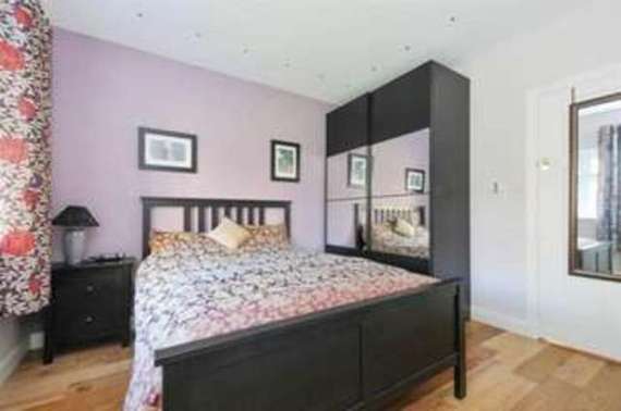 4 bedroom Detached f...