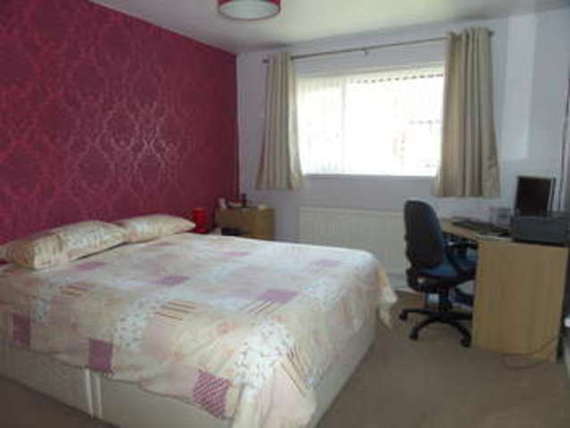 4 bedroom Semi-Detac...