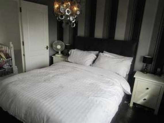 4 bedroom Property f...