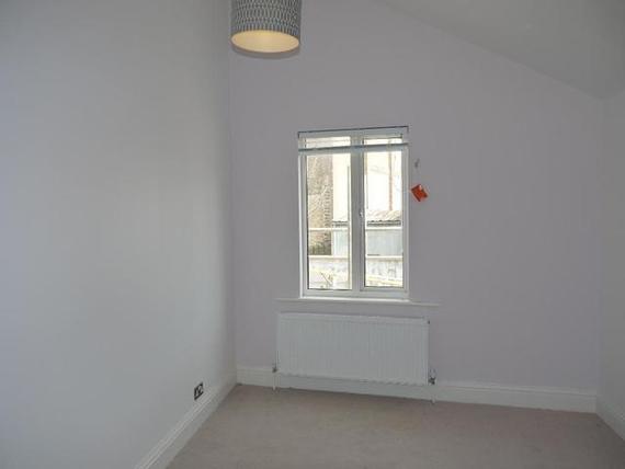 3 bedroom Flat for s...