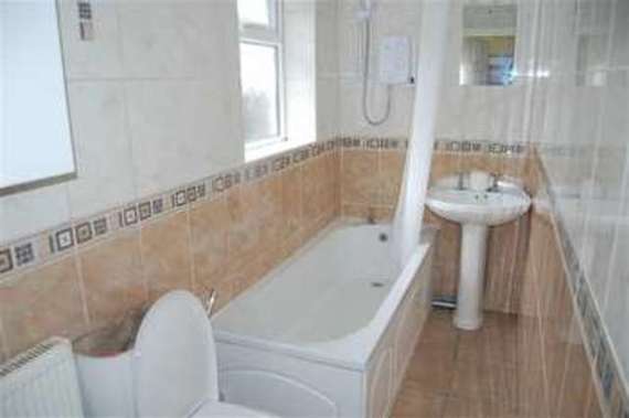 2 bedroom Property t...