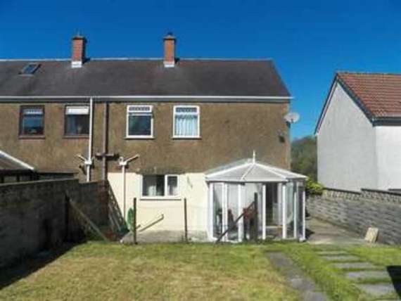 2 bedroom Property f...