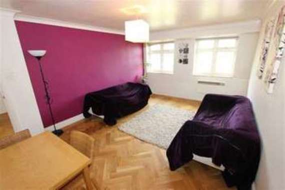 2 bedroom Flat to re...