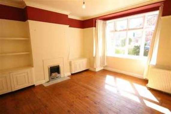 3 bedroom Property f...