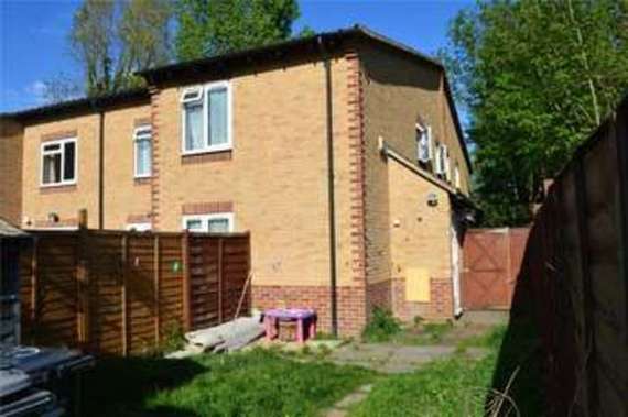 2 bedroom Maisonette...