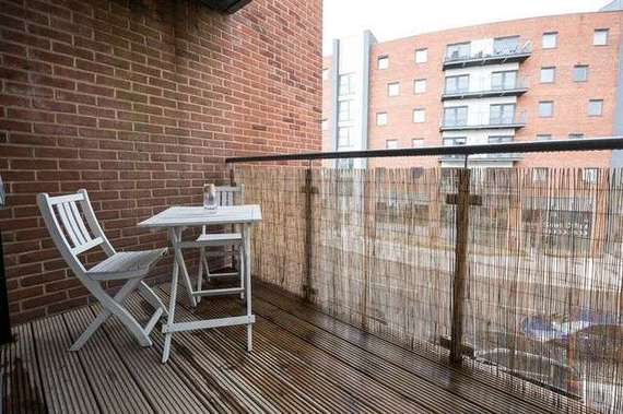 2 bedroom Flat for s...