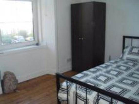 1 bedroom Flat to re...