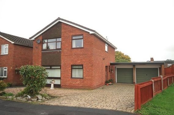 4 bedroom Detached f...