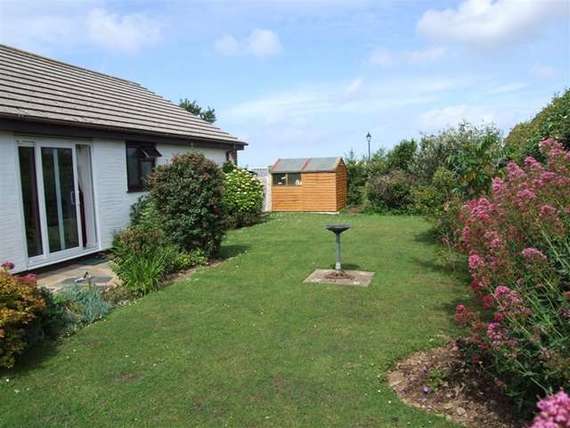 4 bedroom Detached f...