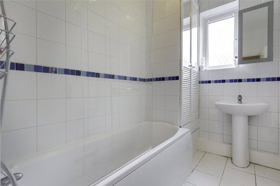 2 bedroom Flat for s...