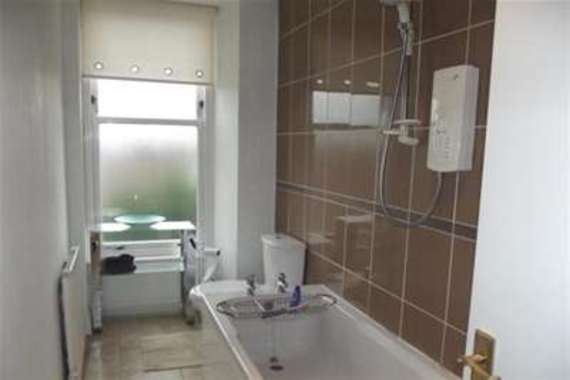 2 bedroom Flat to re...