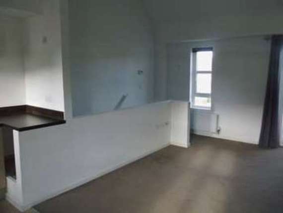 2 bedroom Flat for s...