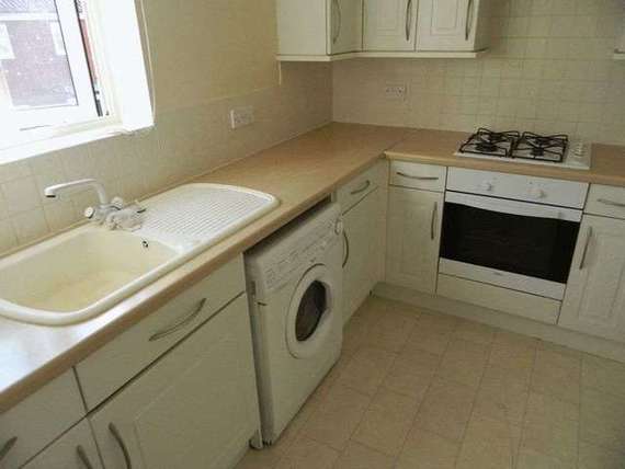 2 bedroom Flat to re...