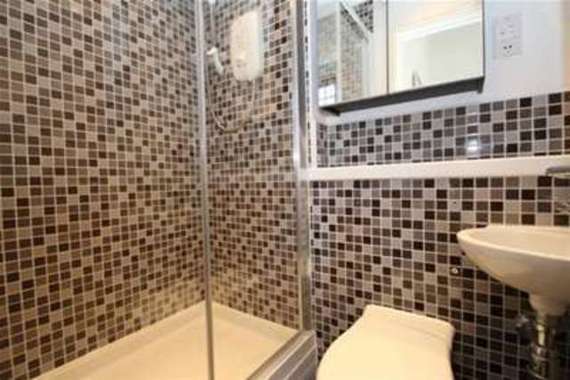 2 bedroom Flat to re...