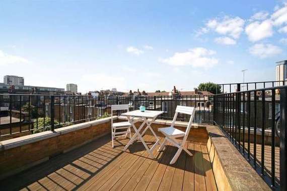 2 bedroom Flat to re...