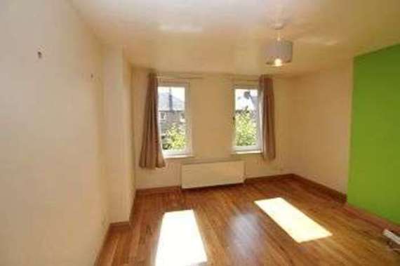 3 bedroom Flat to re...