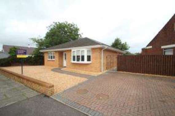 3 bedroom Bungalow f...