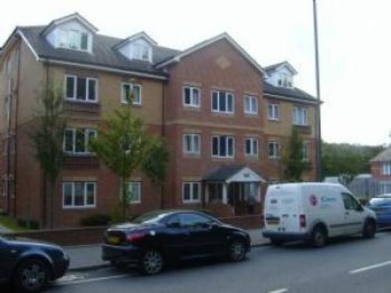 2 bedroom Flat to re...