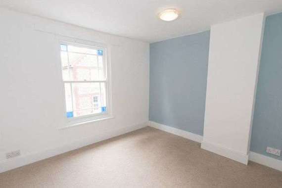 2 bedroom Detached f...