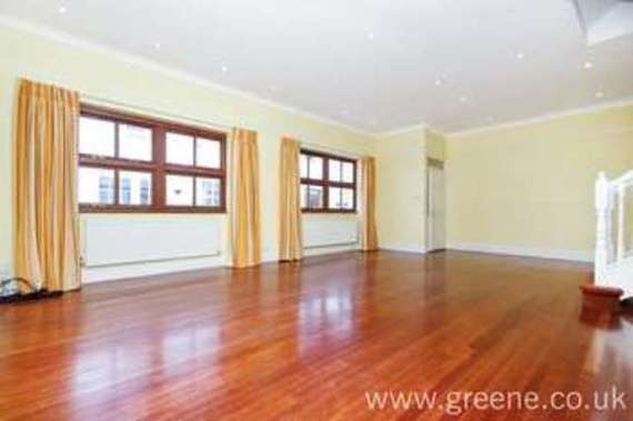 4 bedroom Detached f...