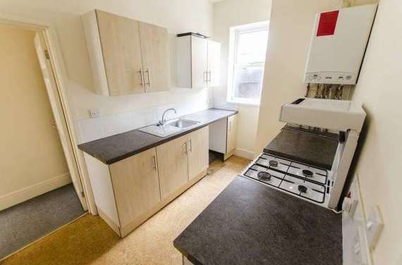 2 bedroom Flat to re...