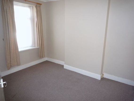 2 bedroom Terraced f...