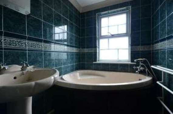 7 bedroom Detached f...