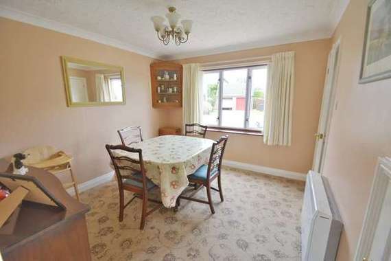 4 bedroom Detached f...