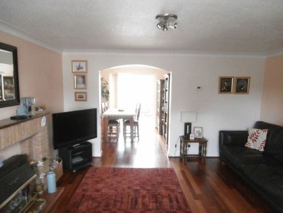 3 bedroom Detached f...