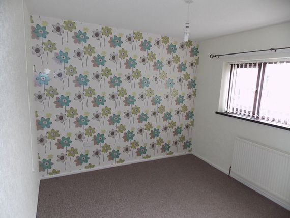 2 bedroom Terraced t...