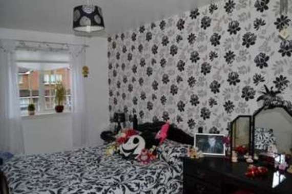 4 bedroom Detached f...