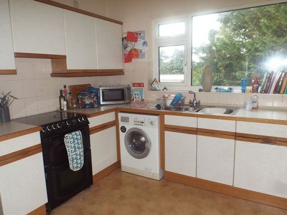 3 bedroom Property t...