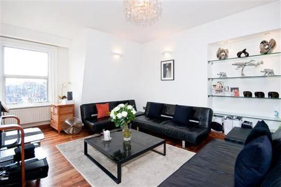 2 bedroom Flat for s...