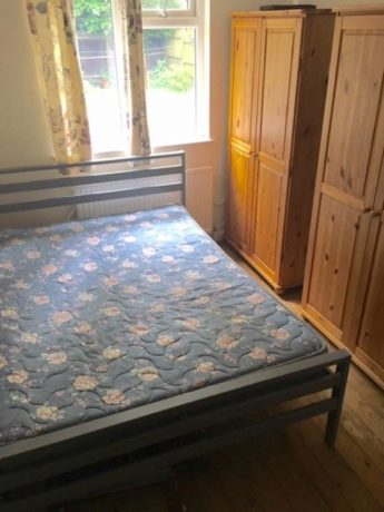 2 bedroom Semi-Detac...