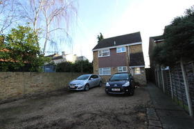 1 bedroom Maisonette...