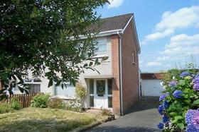 3 bedroom Property f...