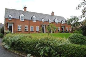 2 bedroom Cottage fo...