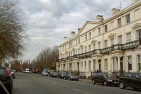 2 bedroom Flat for s...