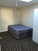 2 bedroom Flat to re...