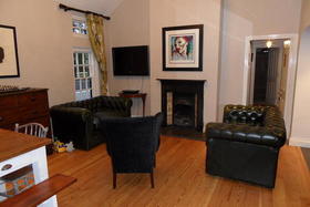 2 bedroom Cottage fo...